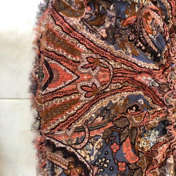 Buckle Paisley Print Peplum Tank Top - Picture 8 of 10